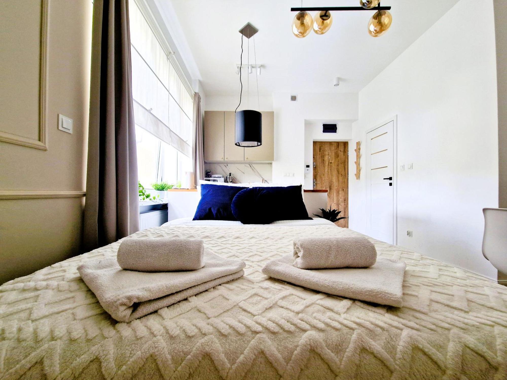 J&W Apartments Grojecka Glam Flat Warsaw Ngoại thất bức ảnh