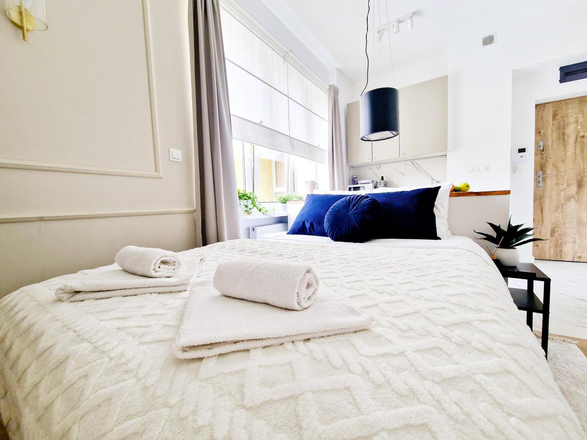J&W Apartments Grojecka Glam Flat Warsaw Ngoại thất bức ảnh