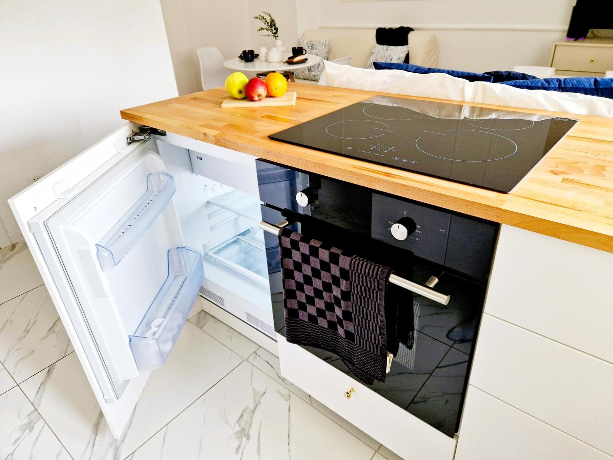 J&W Apartments Grojecka Glam Flat Warsaw Ngoại thất bức ảnh