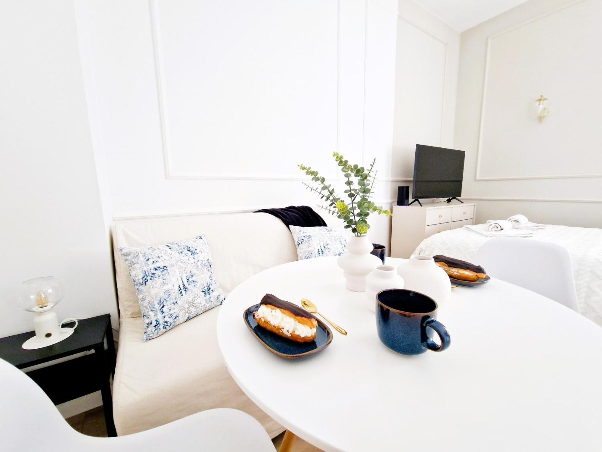 J&W Apartments Grojecka Glam Flat Warsaw Ngoại thất bức ảnh